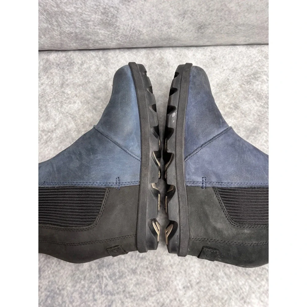 Sorel size color